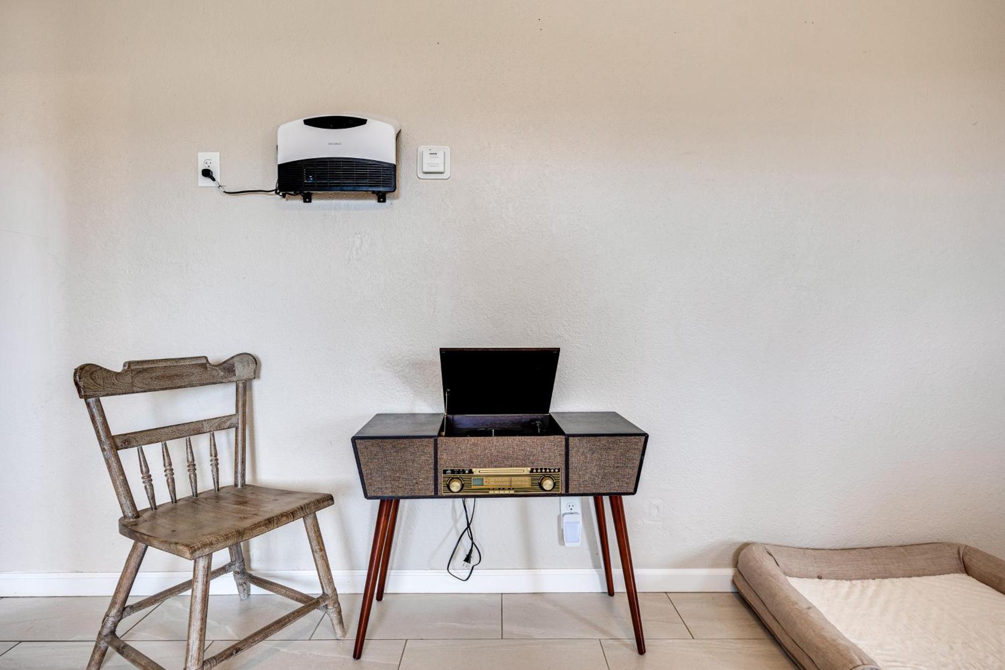 Convenient Joshua Tree Apartment - Walk To Town! Bagian luar foto