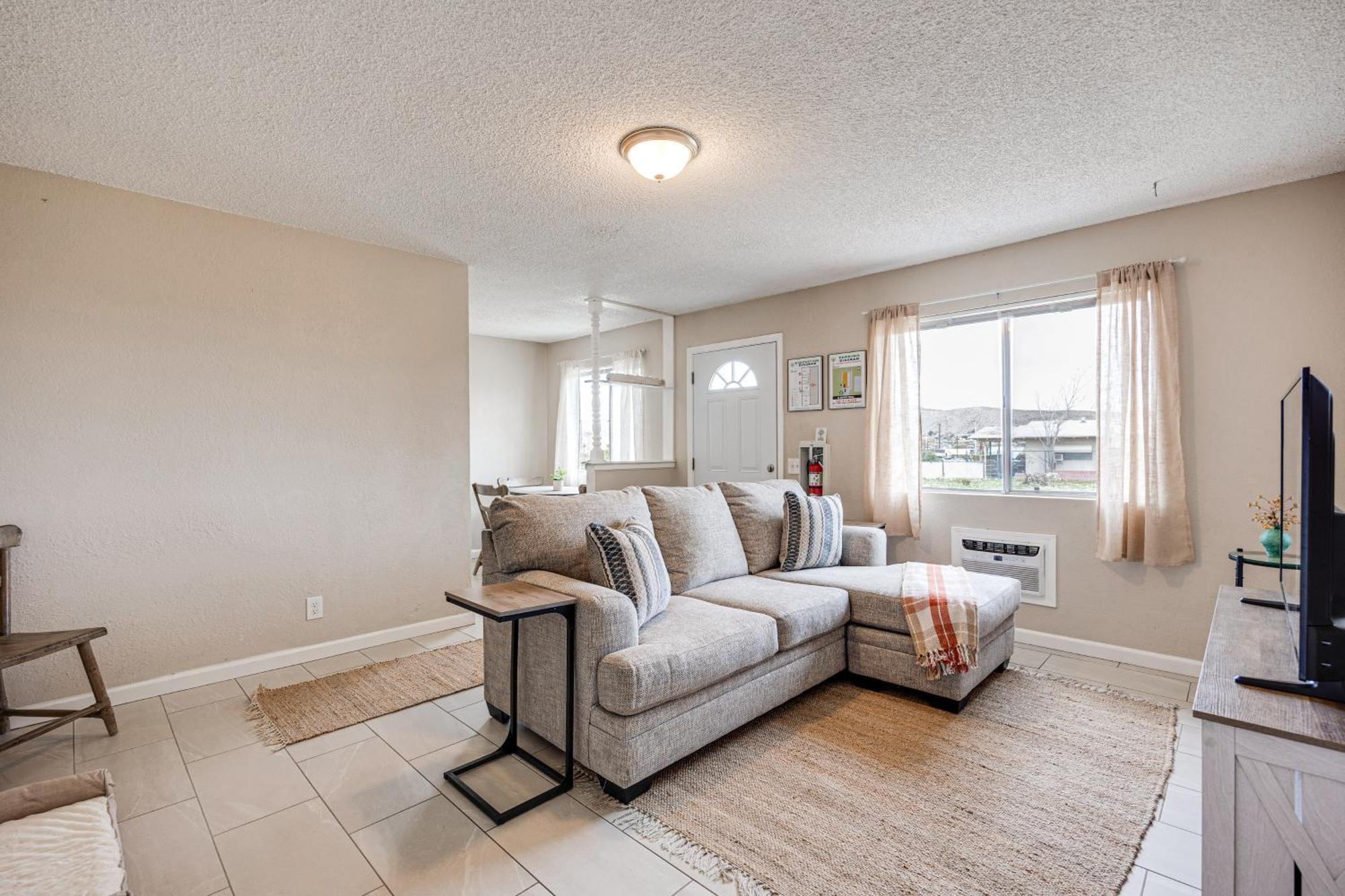 Convenient Joshua Tree Apartment - Walk To Town! Bagian luar foto