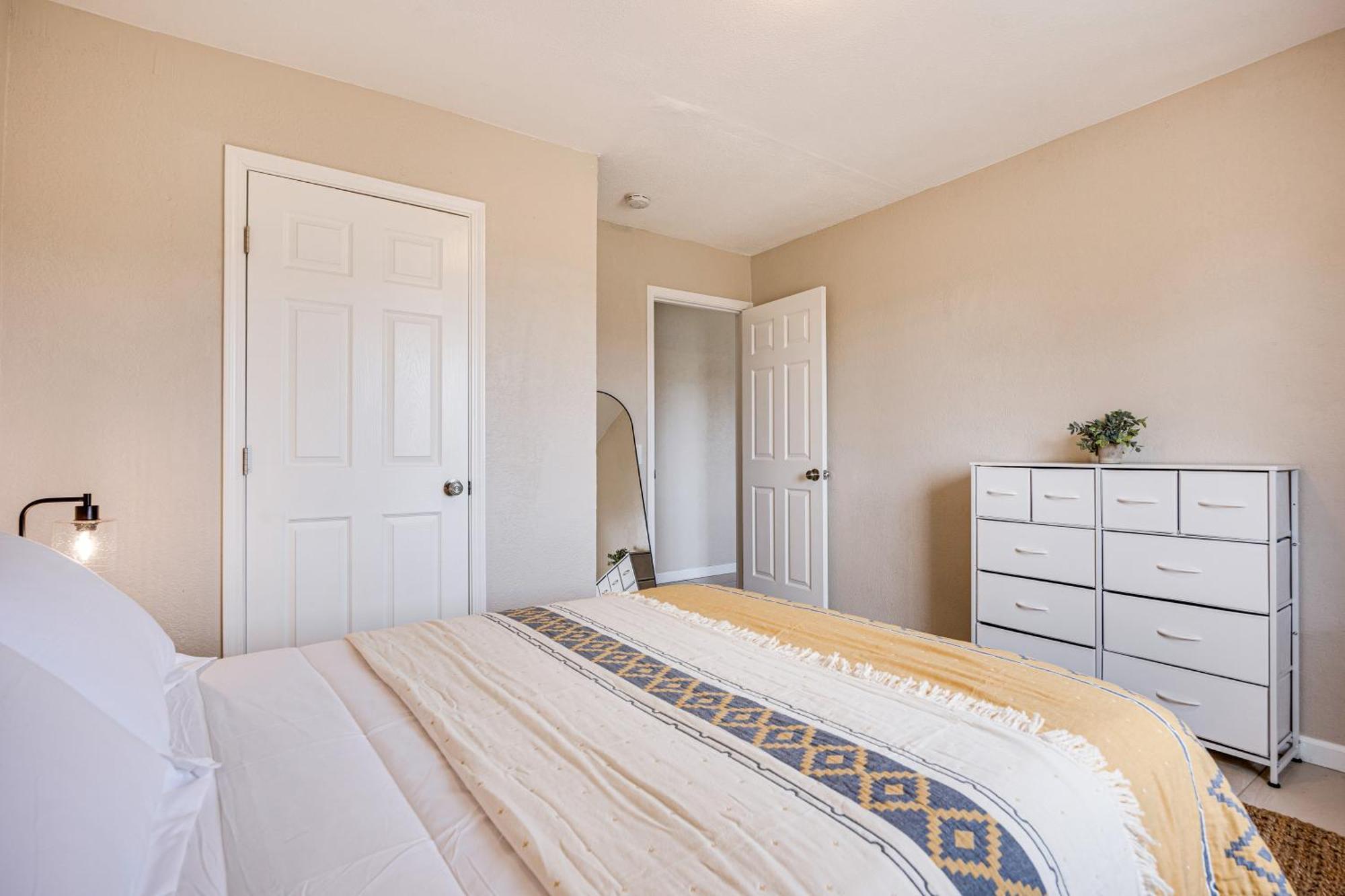 Convenient Joshua Tree Apartment - Walk To Town! Bagian luar foto